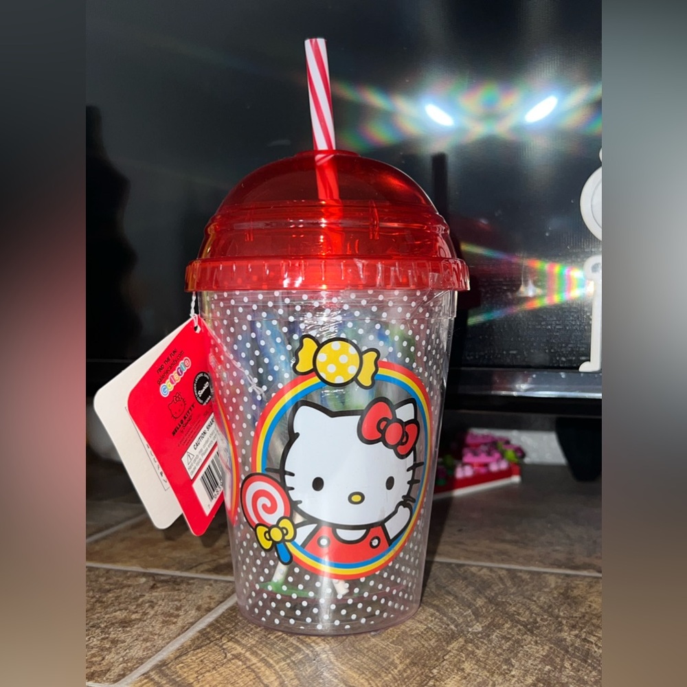 Hello Kitty Tumbler With Lollipops